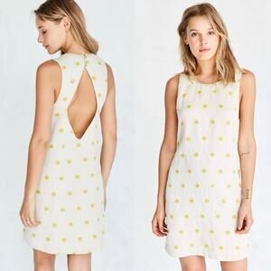 Anthropologie Ecote Women Sunny Embroidered Mini Shift Dress Size M Cream Yellow